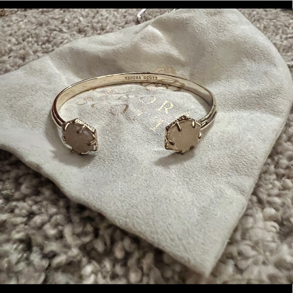 Kendra Scott bracelet